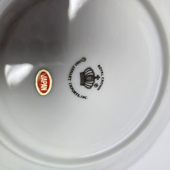 Vintage 1983 Royal Crown by Arnart Imports 25th Anniversray Tea Cup and Saucer - Picture 5 of 9